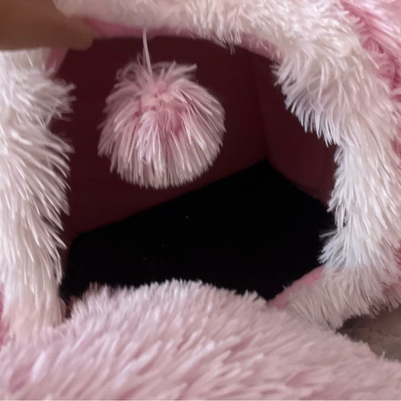 Super soft and comfortable NEW bed/house for pets (small cats and dogs) - Picture 5 of 7